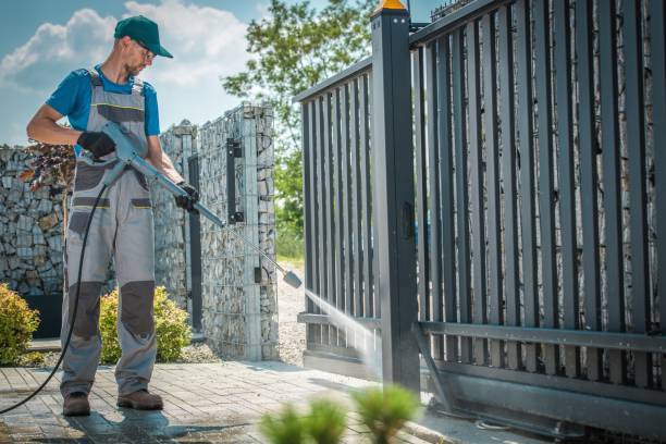 Best Roof Washing  in Como, WI